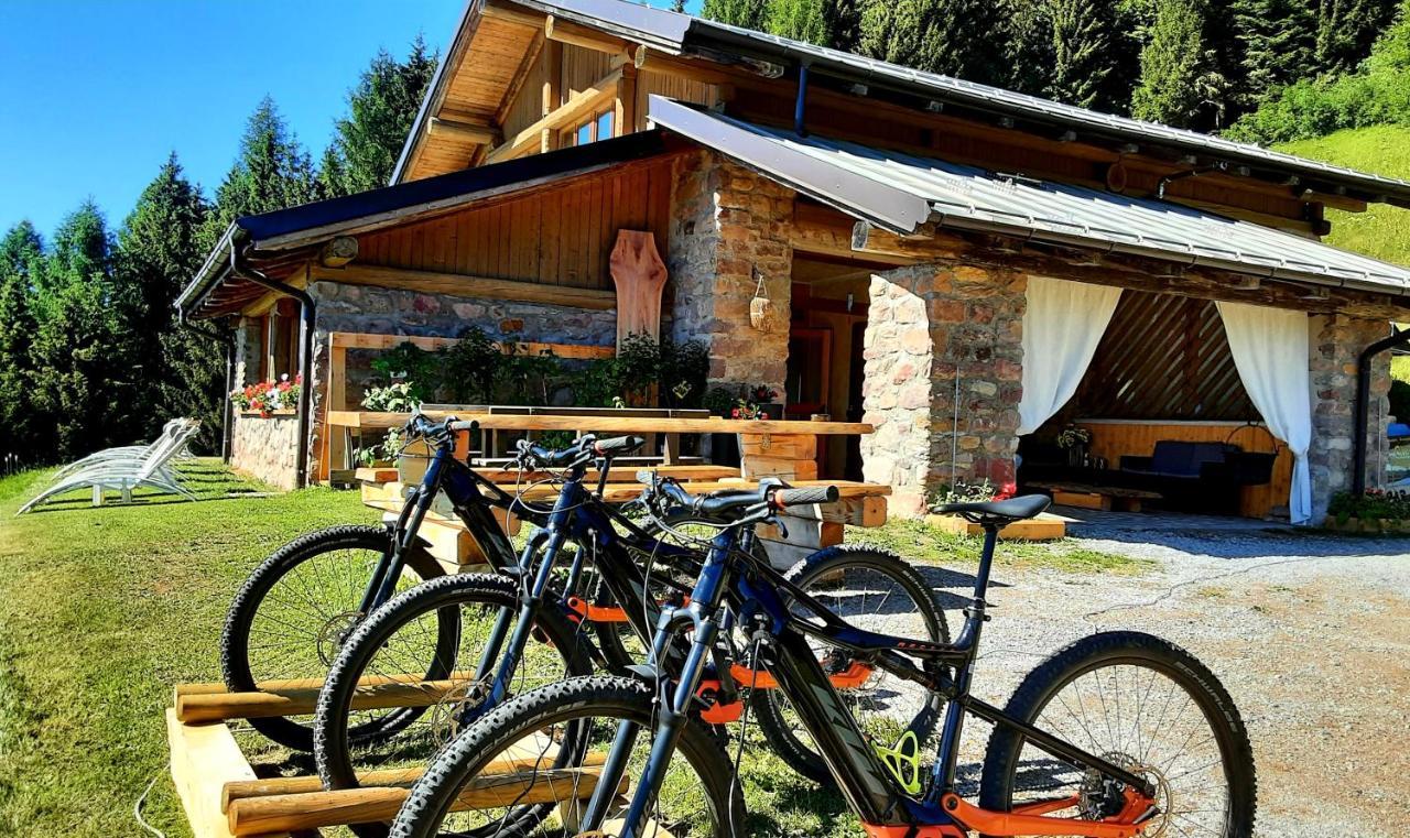 Chalet Chapeau Rar Castel Condino Eksteriør billede