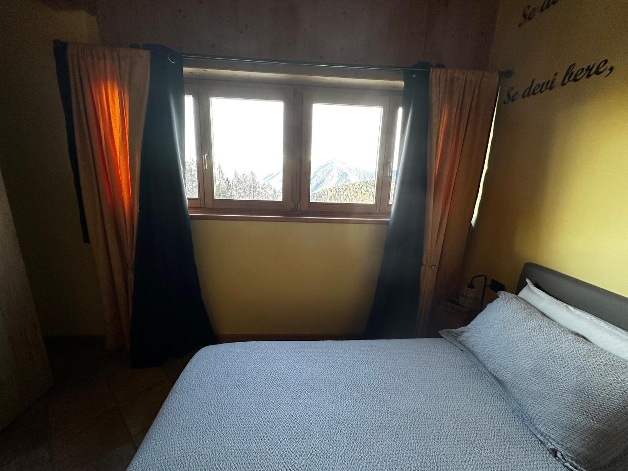 Chalet Chapeau Rar Castel Condino Eksteriør billede